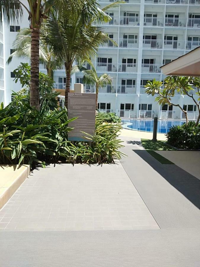 Shore Residences Moa Manila Esterno foto