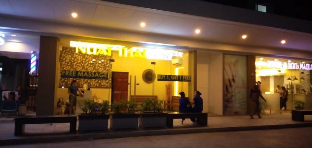 Shore Residences Moa Manila Esterno foto