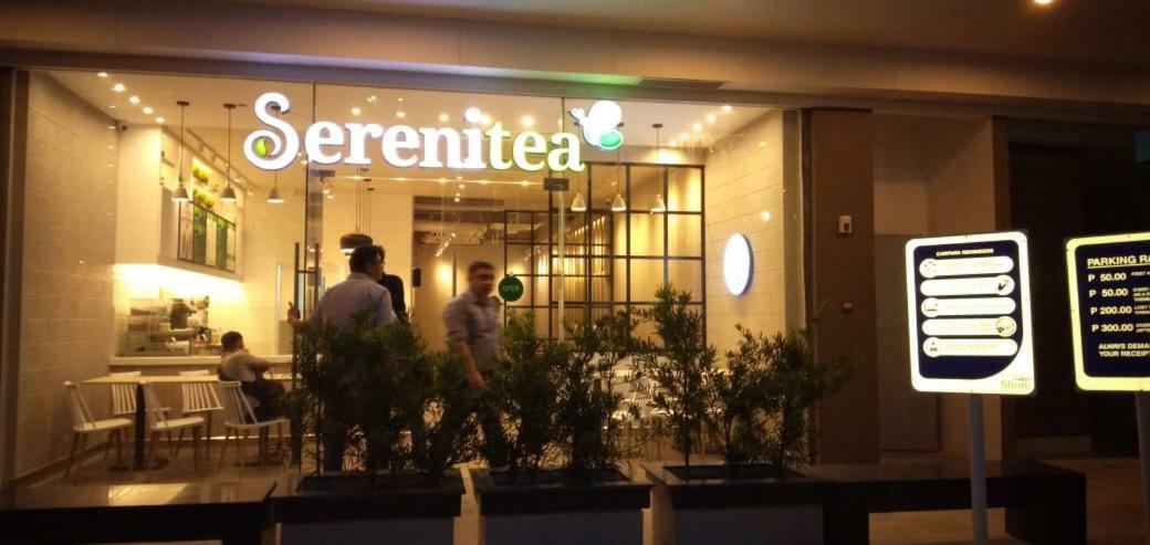 Shore Residences Moa Manila Esterno foto